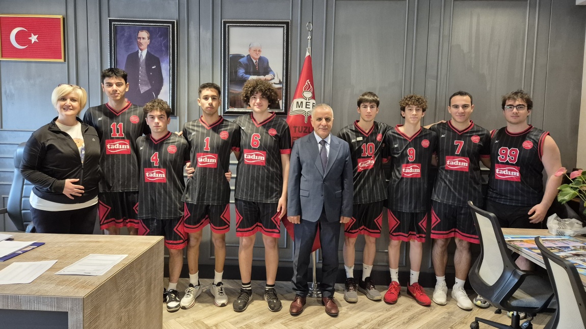 Erkek Voleybol Takımımız Tuzla 3.sü Olmuştur.